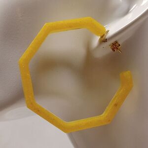 Yellow geometric resin hoop earrings